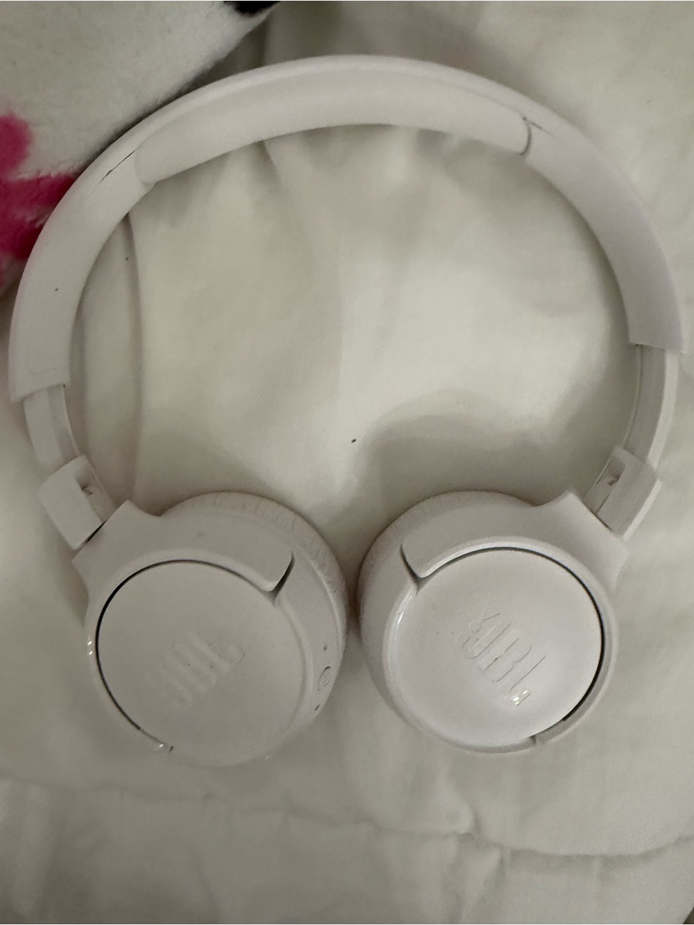 JBL White On-Ear Wireless Headphones